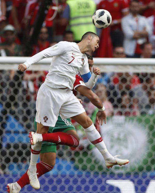 爱游戏体育-C罗在雄鹿比赛中比分优势明显，绝杀引发热议！的简单介绍